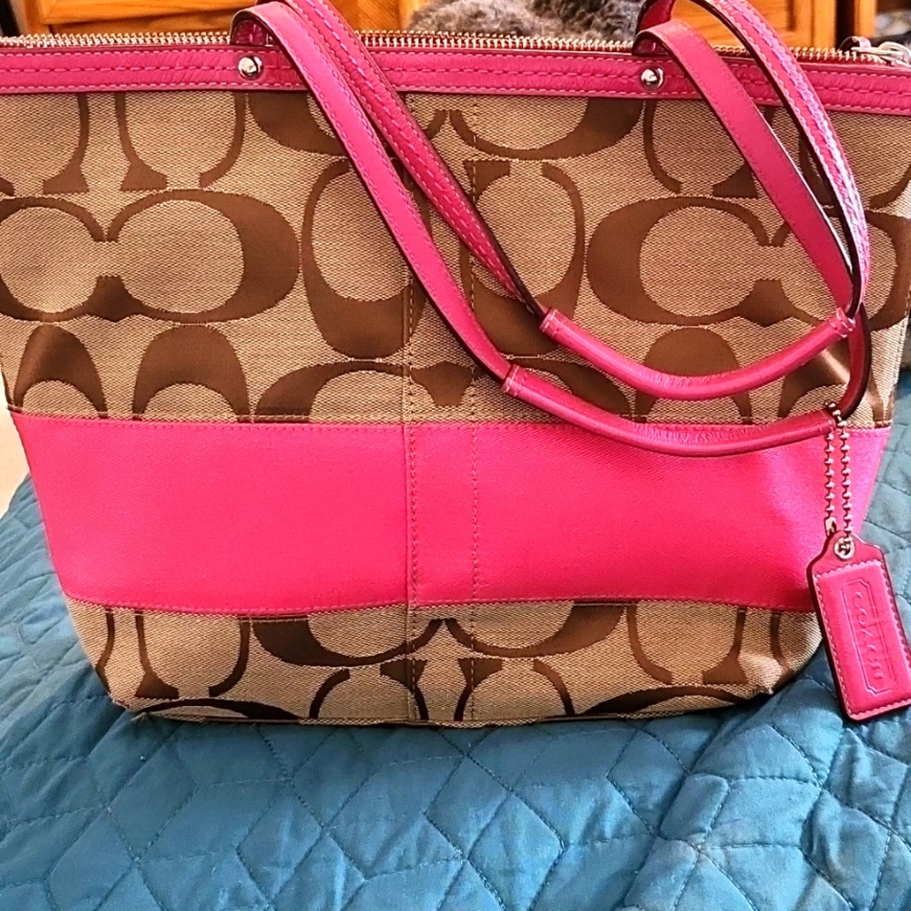 Coach medium tote with pink stipe
